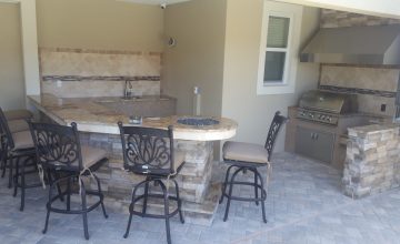 outdoor-custom-custom-stone-kitchens-27-e1466462724115